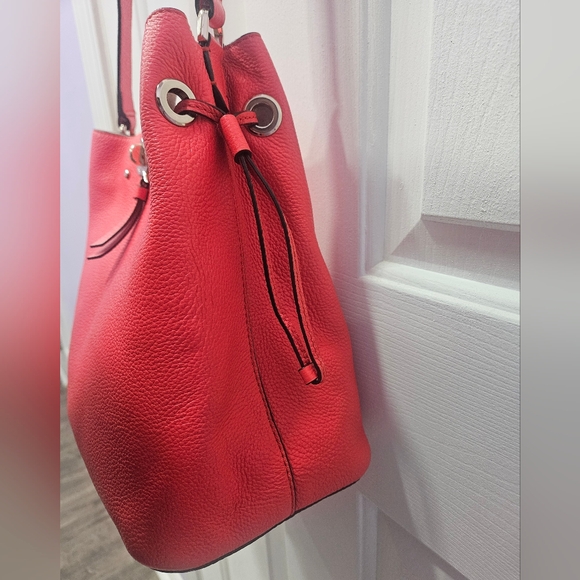 Kate Spade Marti Large Pebbled Leather Bucket Bag - Picture 5 of 12